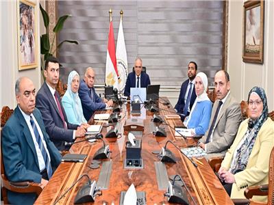 وزير الري يتابع برنامج إدارة مياه دلتا النيل 