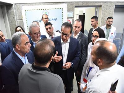 وزير الصحة يتفقد مشروع تطوير مستشفى أورام الإسماعيلية