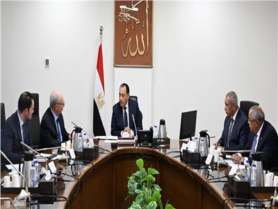 رئيس الوزراء يتابع هيكلة الشركات المملوكة للدولة