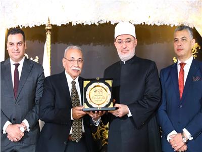 مفتي الجمهورية: السكن والمودة والرحمة ركائزُ استمرار الأسرة وتحقيق العمران