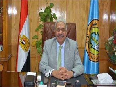  الأستاذ الدكتور محمود صديق القائم بأعمال رئيس جامعة الأزهر