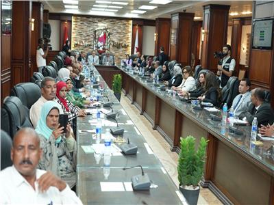 محافظة سوهاج تستعرض تجربتها 