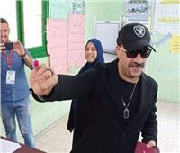 صورة| محمد سعد يدلي بصوته في الاستفتاء على التعديلات الدستورية