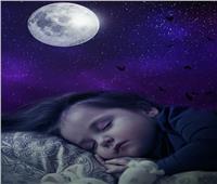 علماء: القمر من أسباب صعوبة وقلة ساعات «النوم» 