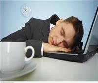 دراسة: «قلة النوم» والإرهاق يزيد فرص الإصابة بكورونا