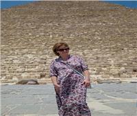 نائبة وزير الثقافة الروسي تزور الأهرامات وتبدي إعجابها بالحضارة المصرية