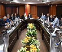 وزير الشباب يبحث تطوير آليات عمل صندوق دعم الرياضة المصرية 