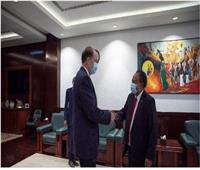 رئيس الوزراء السوداني يستقبل رئيس مجموعة البنك الدولي في الخرطوم