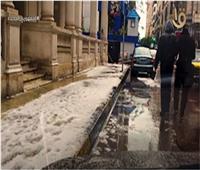 أجواء أوروبية.. الإسكندرية مغطاة بالثلوج | فيديو 