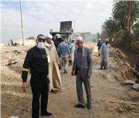 رئيس مدينة الأقصر يتابع موقع تجديد كوبري نجع القباحي الشرقي بحي المطار