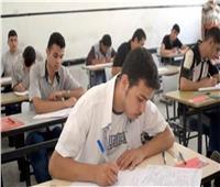 بدء امتحان اللغة الأجنبية الأولى لطلاب «ثانية ثانوي» 