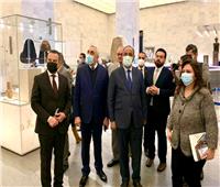 وزير الثقافة والآثار العراقي يزور المتحف القومي للحضارة المصرية