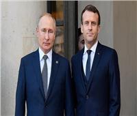 ماكرون يؤكد لبوتين استعداد فرنسا للمساهمة في الوصول إلى اتفاقيات سلام في أوكرانيا