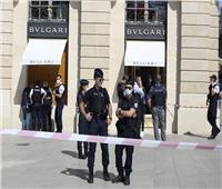 سطو مسلح لمتجر شانيل للمجوهرات في باريس| فيديو