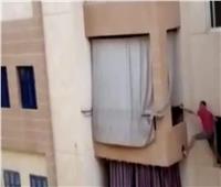 التحريات.. المتهم بسرقة شقة 15 مايو حلق شعره للهروب من الشرطة