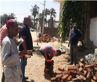 إيقاف أعمال وإزالة 3 حالات بناء مخالف بمدينة الأقصر
