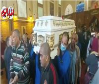 خروج جثمان مفيد فوزي من كنيسة المرعشلي لدفنه في مقابر العائلة| فيديو 