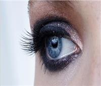«إطالة الأهداب» ما آثارها على صحة العين؟