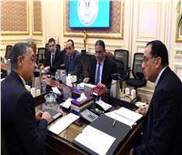 رئيس الوزراء يتابع مع رئيس هيئة الاستثمار جهود دعم وتهيئة مناخ الاستثمار في مصر