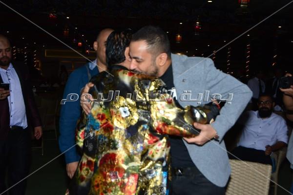 شعبان عبد الرحيم نجم سهرة خيمة «كايرو سكاى»