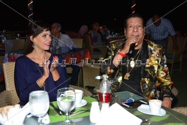 شعبان عبد الرحيم نجم سهرة خيمة «كايرو سكاى»
