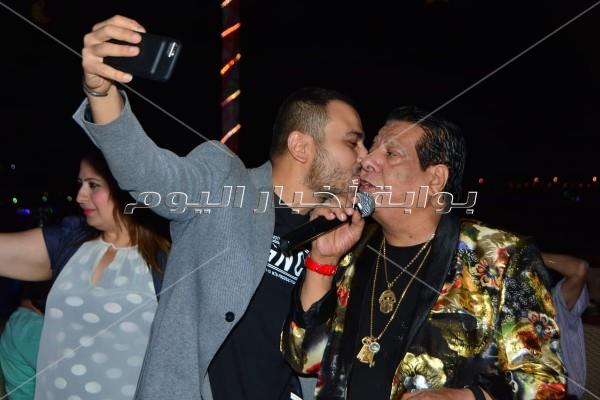 شعبان عبد الرحيم نجم سهرة خيمة «كايرو سكاى»