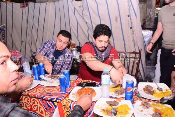 شعبولا والشيخ وحجاج بحفل إفطار «المطربين الشعبيين»