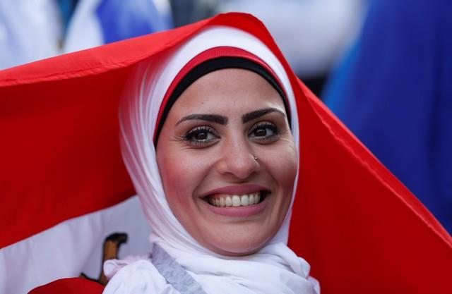 جماهير مصر وأوروجواي تُزين ملعب «إيكاترينبرج أرينا»