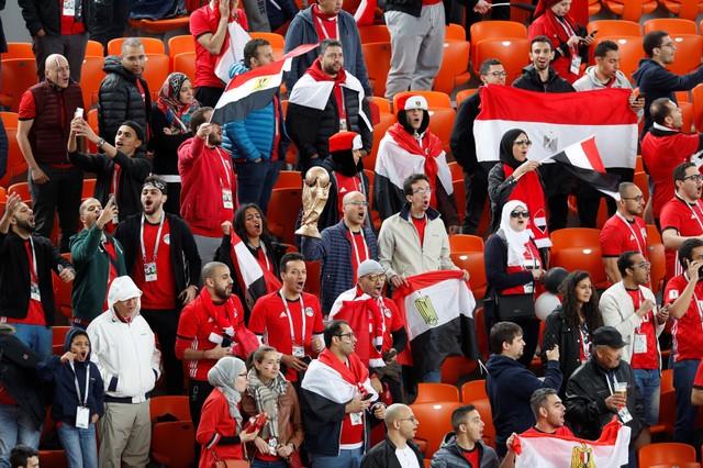 جماهير مصر وأوروجواي تُزين ملعب «إيكاترينبرج أرينا»