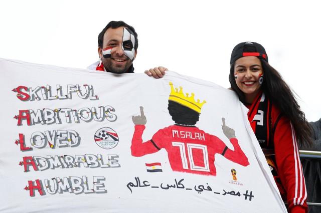 جماهير مصر وأوروجواي تُزين ملعب «إيكاترينبرج أرينا»