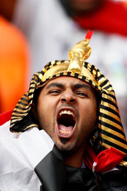 جماهير مصر وأوروجواي تُزين ملعب «إيكاترينبرج أرينا»