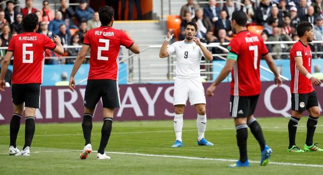 مصر تخسر أمام أوروجواي بهدف في كأس العالم