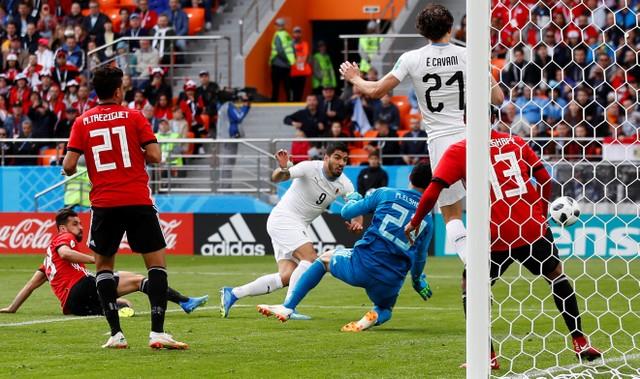 مصر تخسر أمام أوروجواي بهدف في كأس العالم