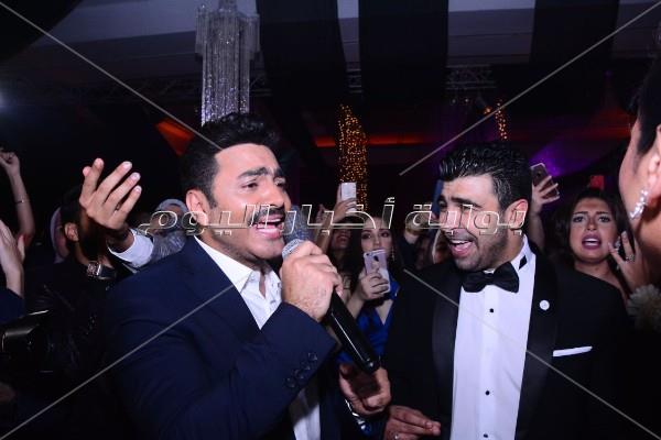 فنانون ورياضيون يحتفلون بزفاف فرح علي.. وتامر حسني يُشعل الحفل