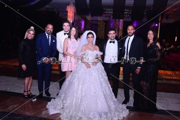 هيثم شاكر يختتم حفل زفاف الإعلامية فرح علي