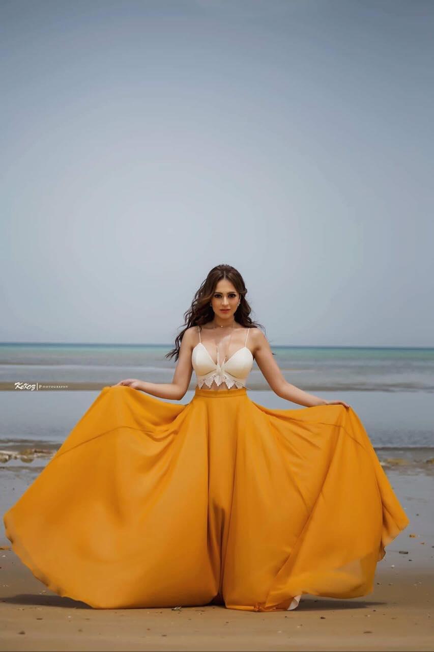 «كيرا الصباح» تخطف القلوب بجلسة تصوير