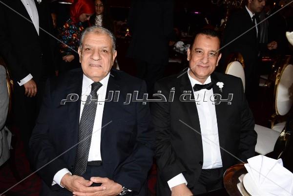 العسيلي وصافينار يحيان زفاف نجل شقيق المهندس إبراهيم محلب