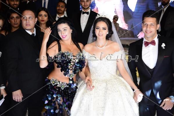 العسيلي وصافينار يحيان زفاف نجل شقيق المهندس إبراهيم محلب