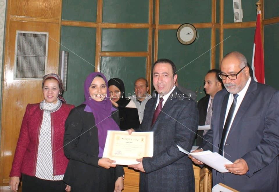 زراعة القاهرة تكرم المشاركين في مبادرة همم الشباب