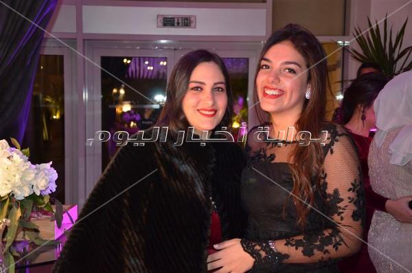 الليثي يُشعل زفاف «مصطفى وسلمى».. بحضور متعب وزوجته