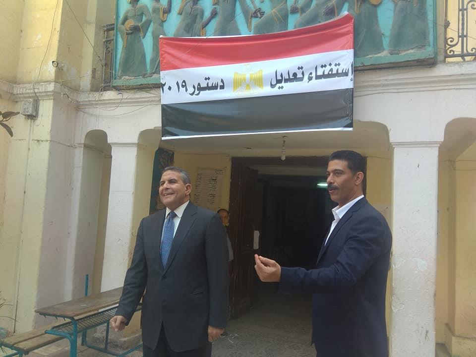 بالفيديو .. من داخل لجنته في شبرا ... طاهر ابوزيد مصر تسير علي المسار الصحيح