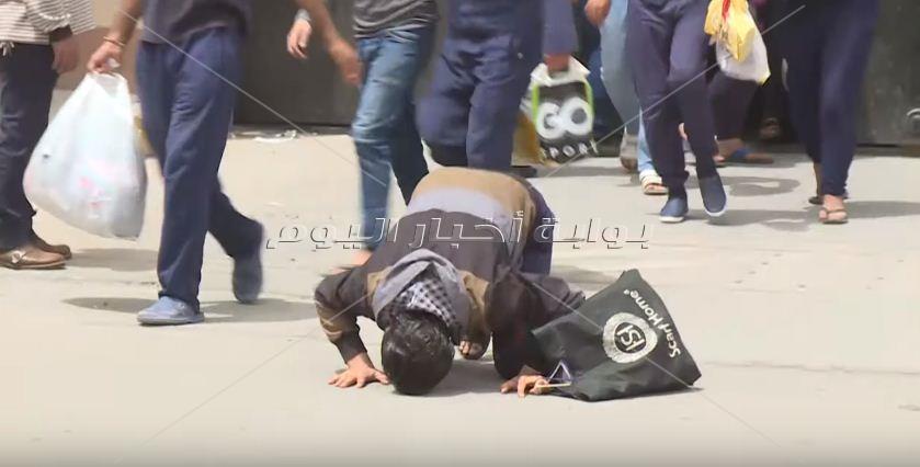 لحظة سعادة الافراج بالعفو الرئاسى بمناسبة عيد تحرير سيناء