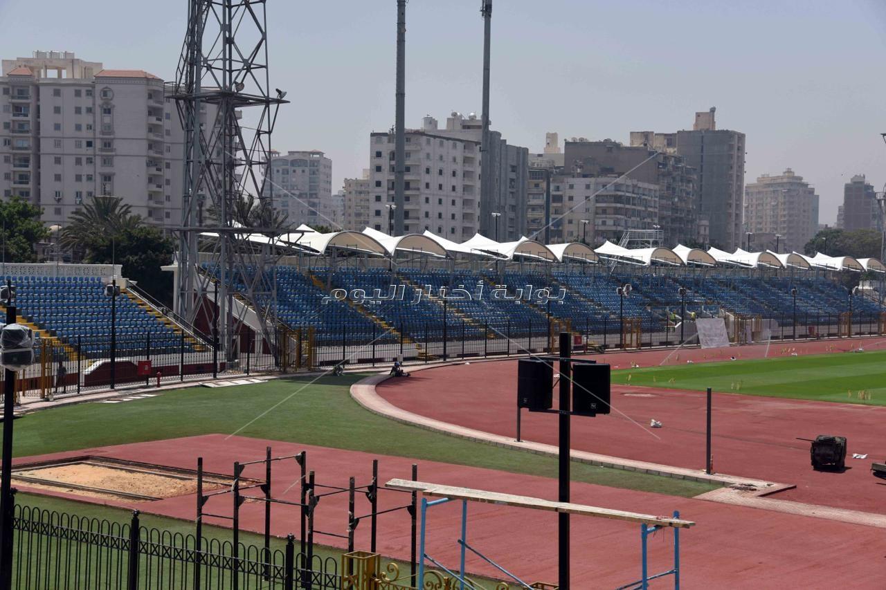 10 صور ترصد تحول استاد الإسكندرية لتحفة فنية 