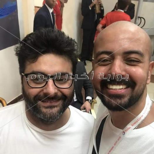 بالصور ..امير كرارة  ومنصور عامر و وليد منصور يشاهدون منتخب مصر ضد زيمبابوي ب ستاد القاهرة