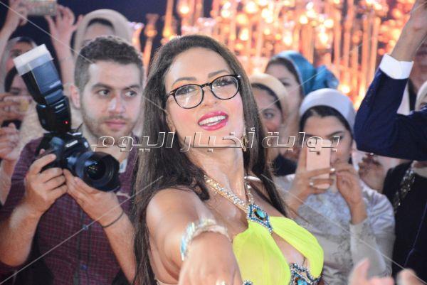 حكيم وشيبة والليثي وصافينار يُشعلون زفاف «جهاد ويسرا»