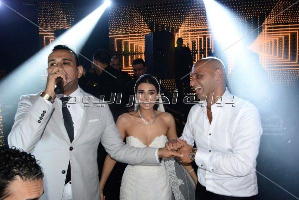حكيم وشيبة والليثي وصافينار يُشعلون زفاف «جهاد ويسرا»