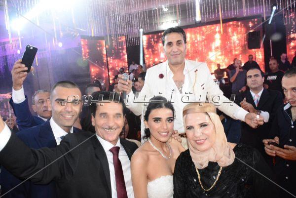 حكيم وشيبة والليثي وصافينار يُشعلون زفاف «جهاد ويسرا»