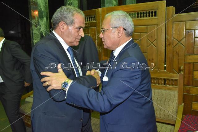 كبار رجال الدولة يشاركون عزاء المستشار محمد مختار عبد اللطيف زعزوع 