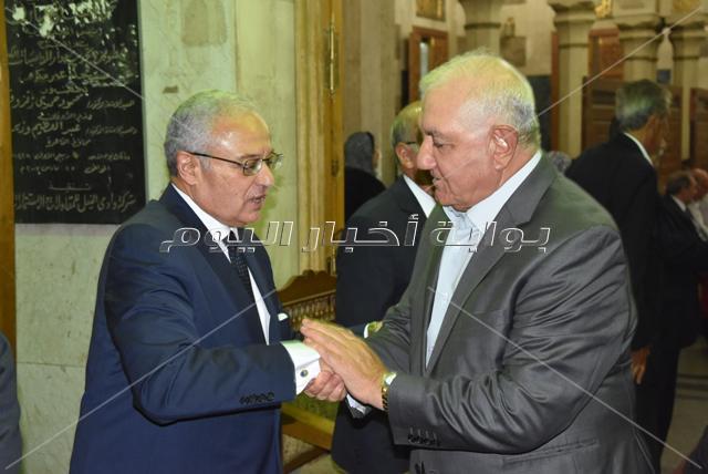 كبار رجال الدولة يشاركون عزاء المستشار محمد مختار عبد اللطيف زعزوع 