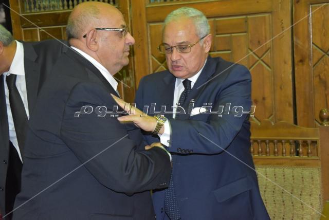 كبار رجال الدولة يشاركون عزاء المستشار محمد مختار عبد اللطيف زعزوع 